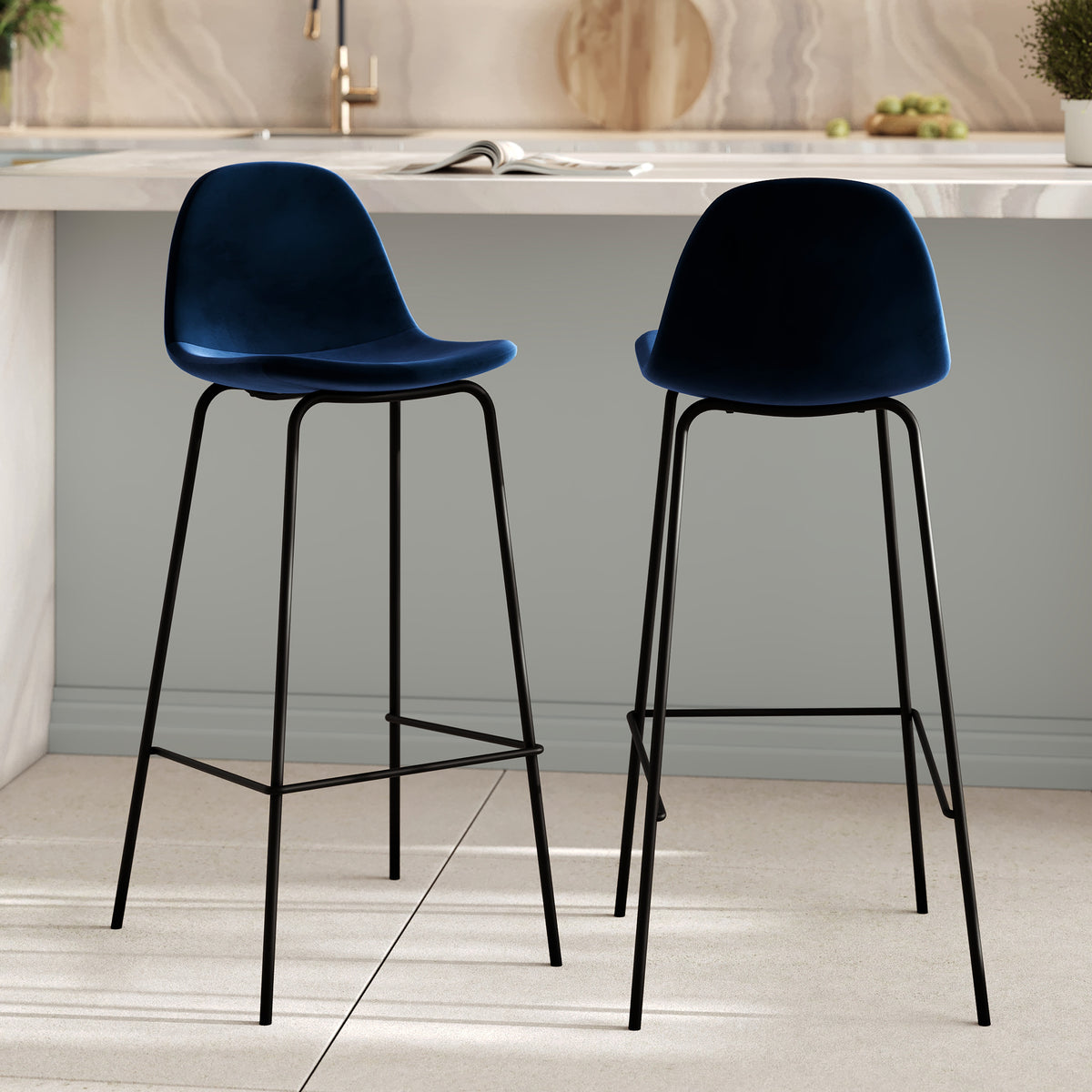 2 sedie da bar in velluto blu henrik con gambe