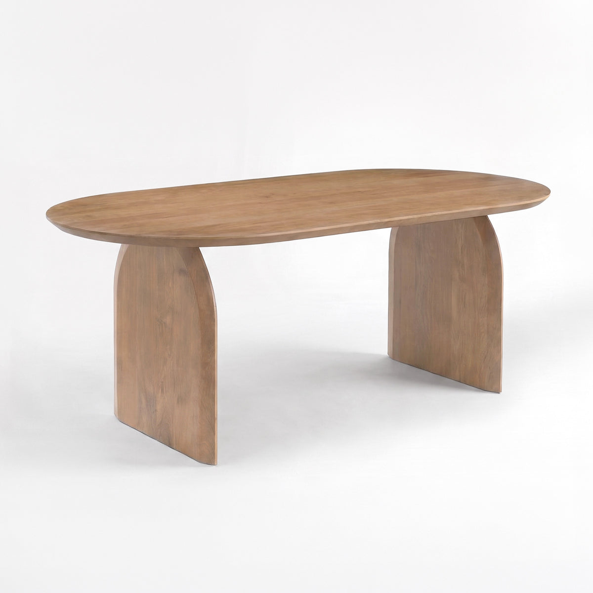 Table ovale Alix en bois de manguier massif marron clair 6 places - Maison Pavane