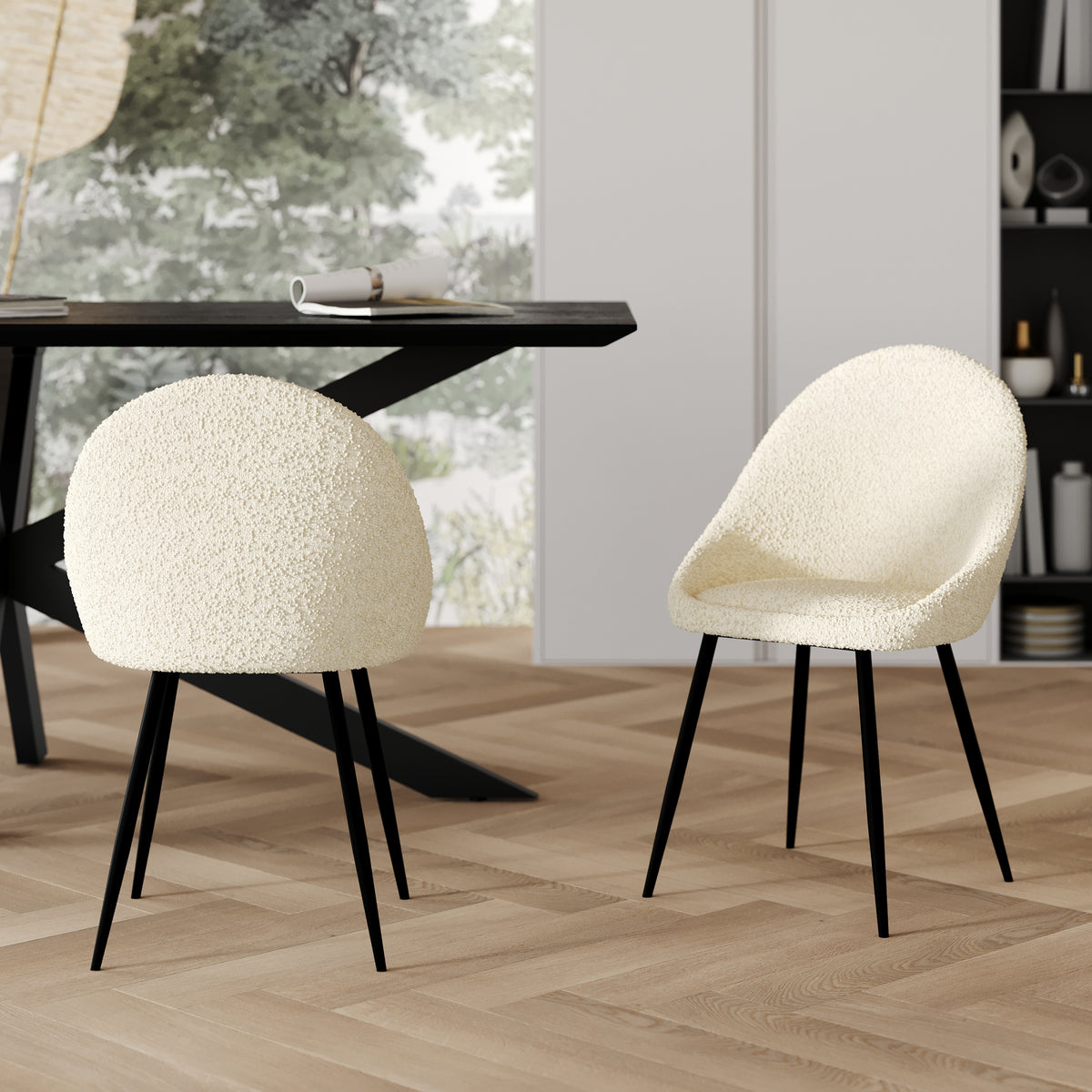 2 chaises en tissu boucle beige pieds noirs