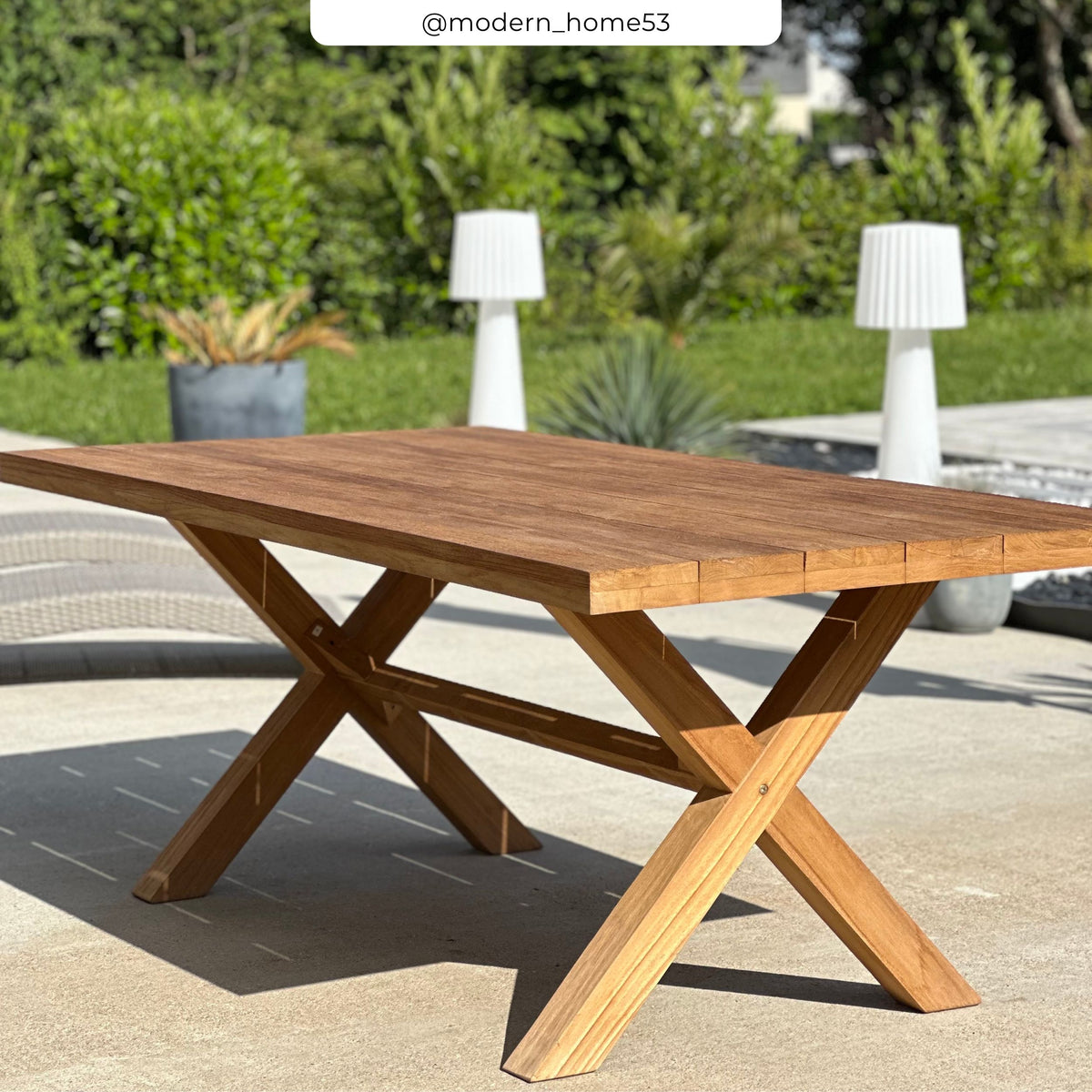 Table de jardin Suri bois de teck massif 200 cm – Maison Pavane