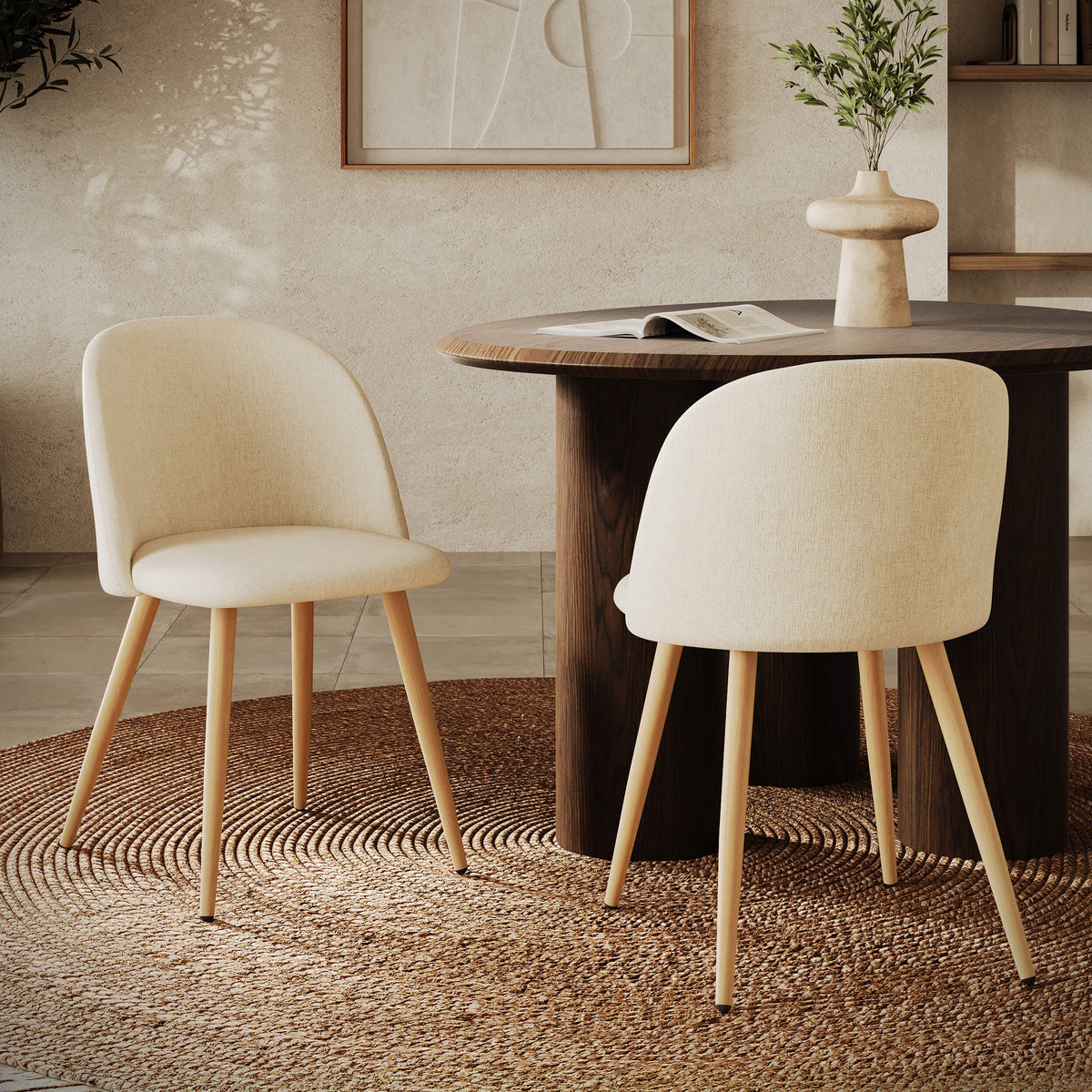 Ambiance 2 chaises beige Cozy – Maison Pavane