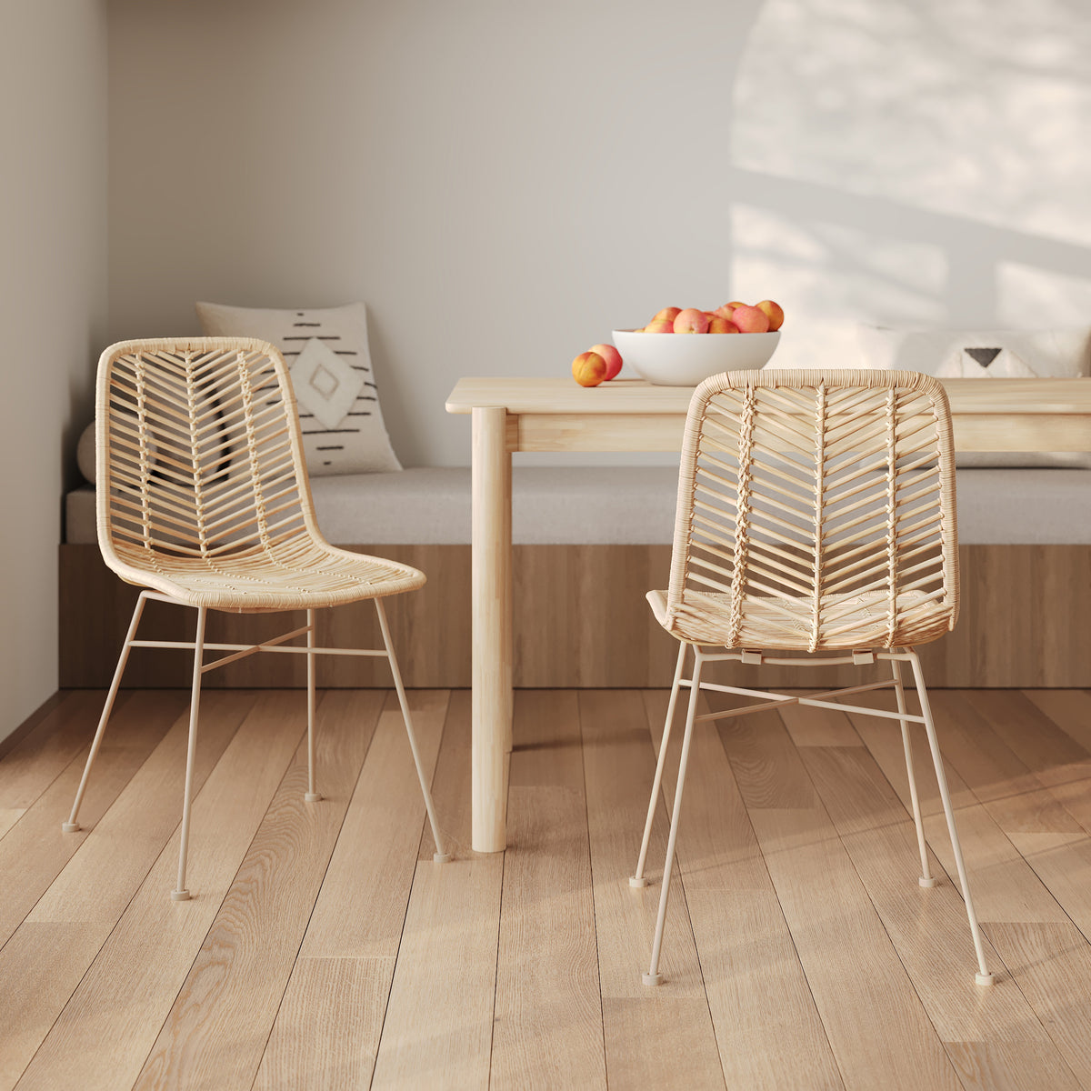 Ambiance 2 chaises Tamara rotin beige clair – Maison Pavane