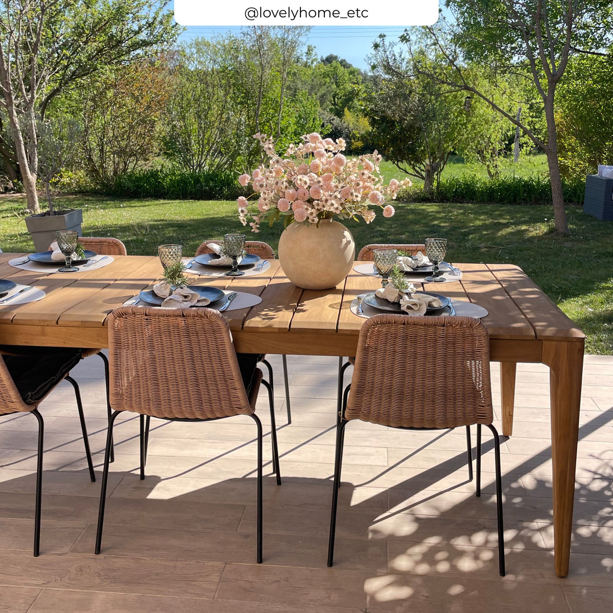 Ambiance extérieur table de jardin bois de teck recyclé 10 places – Maison Pavane