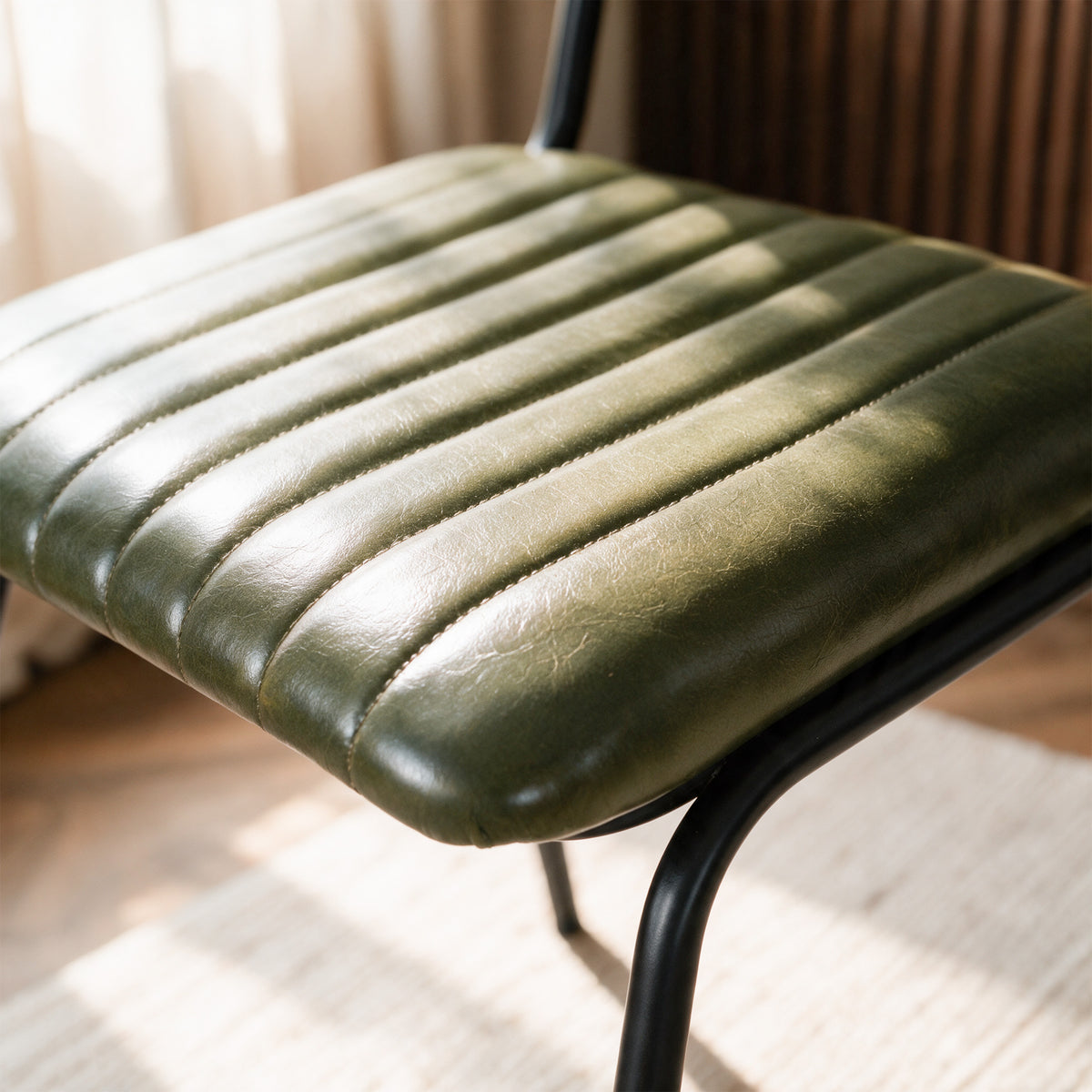 Assise en cuir vert Arsene – Maison Pavane