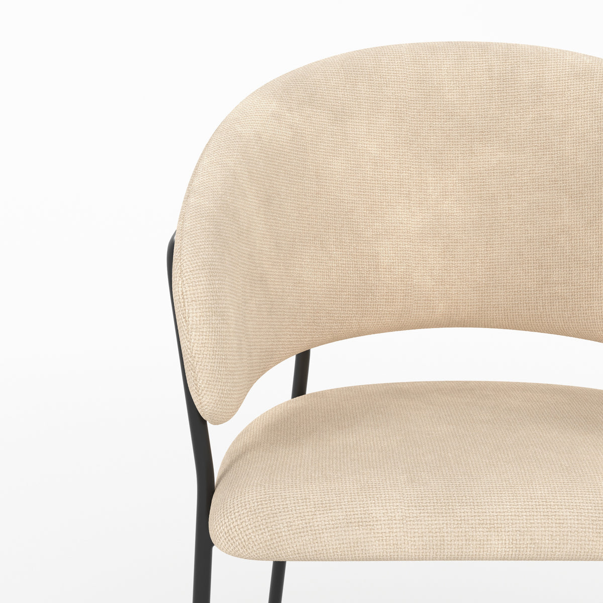 Détail de l'assise et du dossier en tissu beige de la chaise Amaya - Maison Pavane