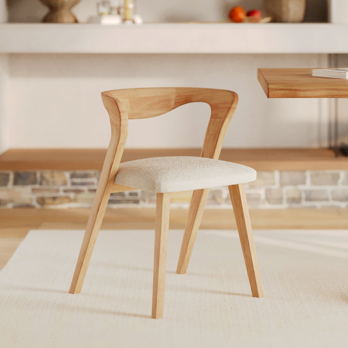 chaise bois marron clair et assise en tissu boucle creme vega
