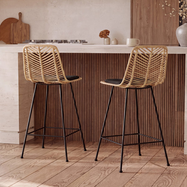 Silla de bar de media altura Tamara de ratán natural y negro 66 cm (lote de 2)