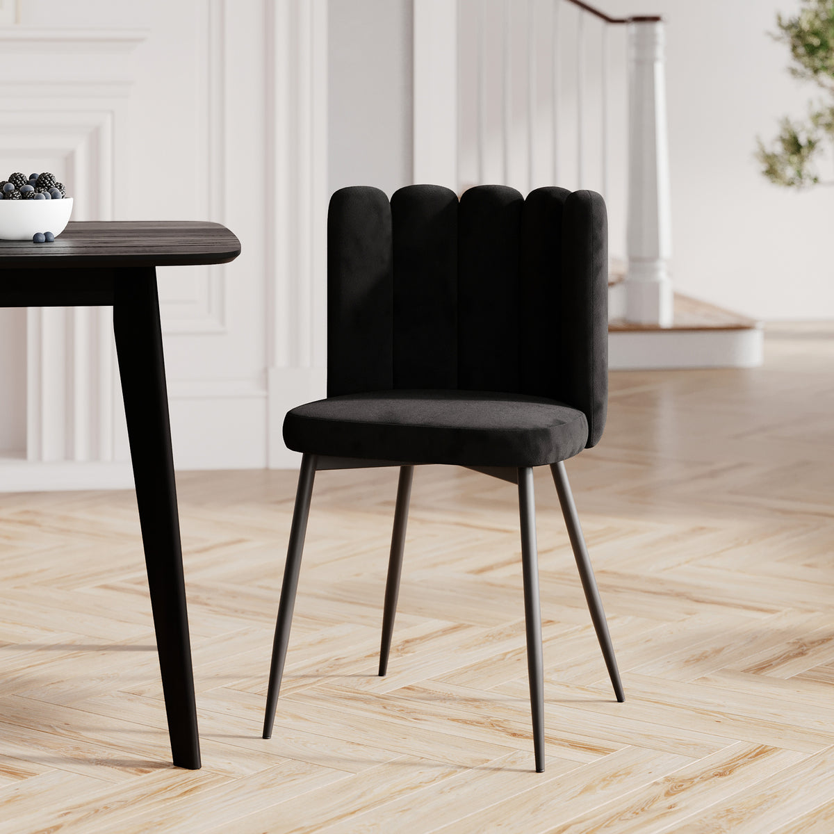 chaise en velours noir rosy rdv deco