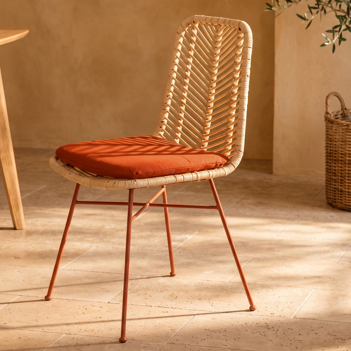 Chaise rotin et tissu terracotta Tamara – Maison Pavane