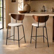 Cuisine 2 chaises de bar velours côtelé écru dossier bois foncé – Maison Pavane