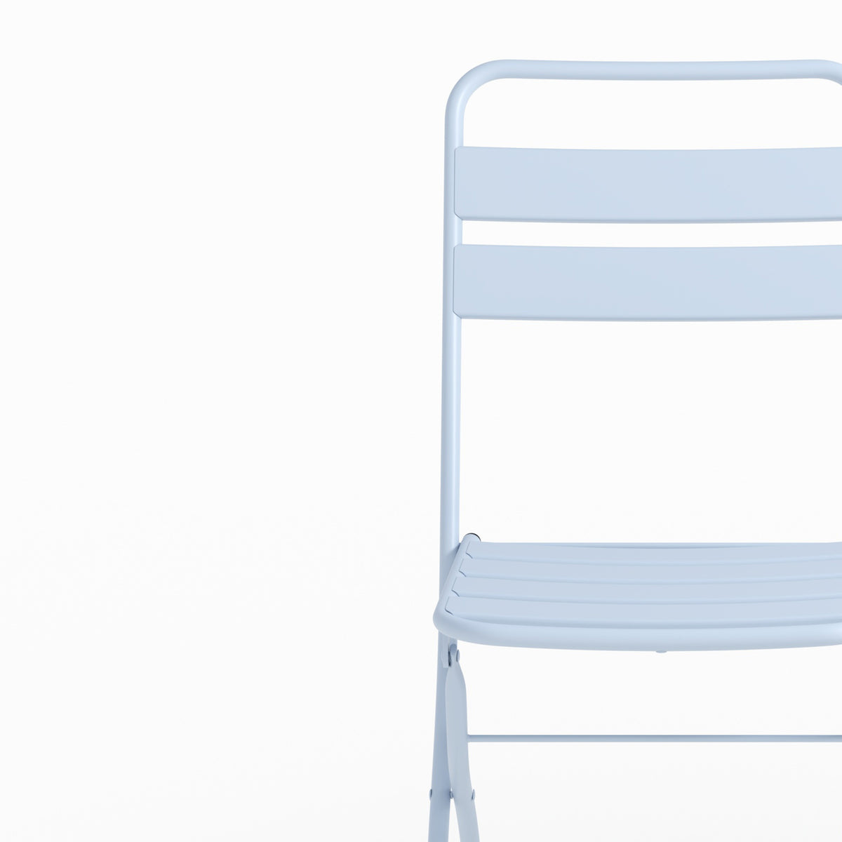 Détail matière lot de 2 chaises de jardin Yumi en métal bleu pastel pliantes