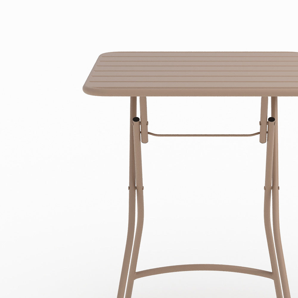 Détail matière table de jardin Yumi pliante en métal taupe 2 personnes