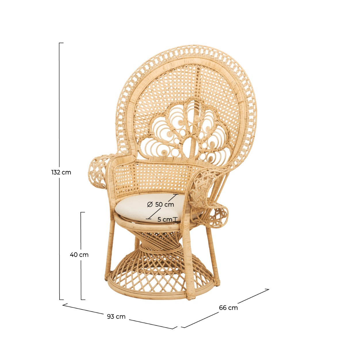 fauteuil en rotin naturel et coussin blanc eloa