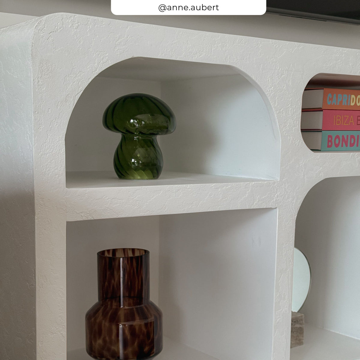 fira meuble en beton blanc casse