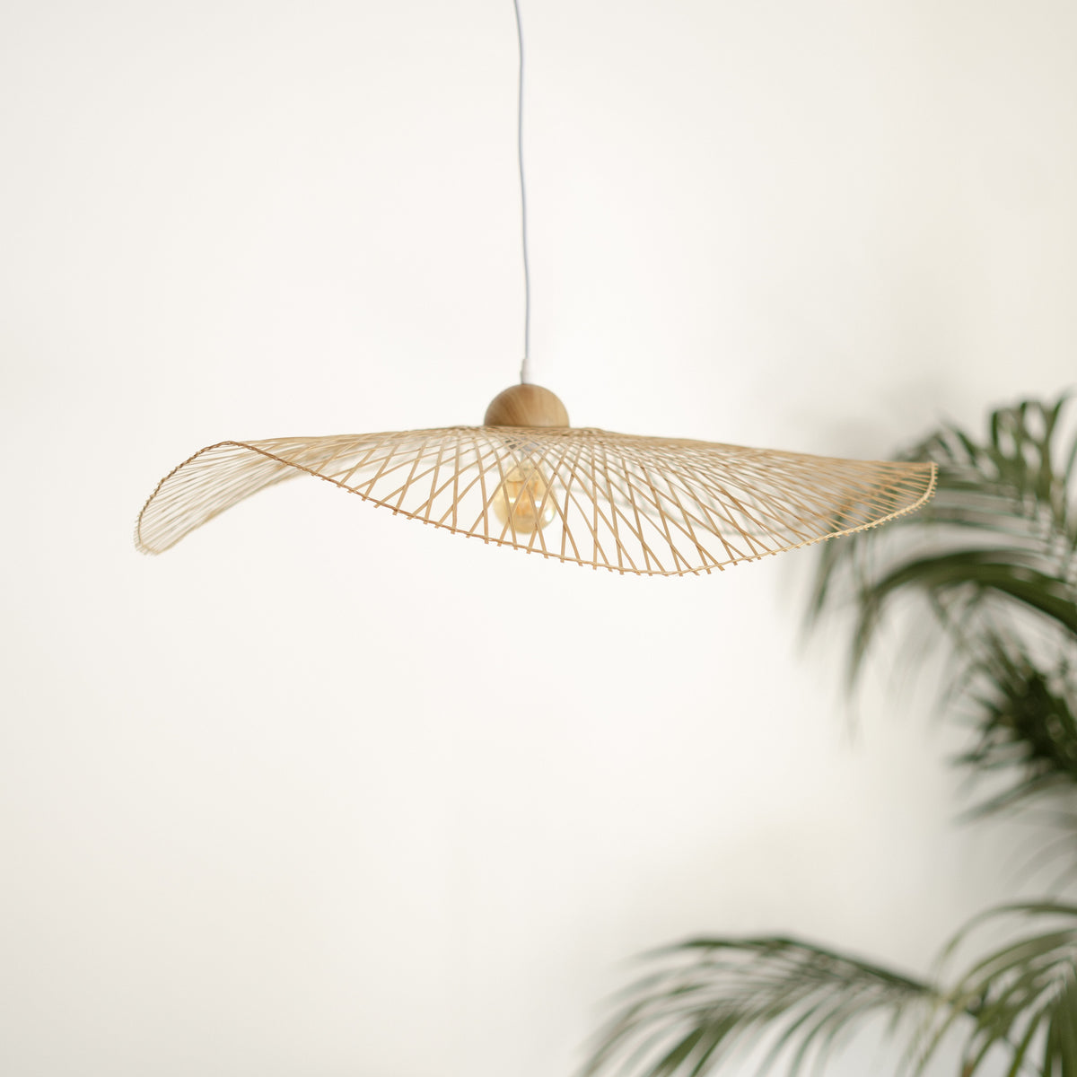 jipi suspension en bambou fil blanc rotin