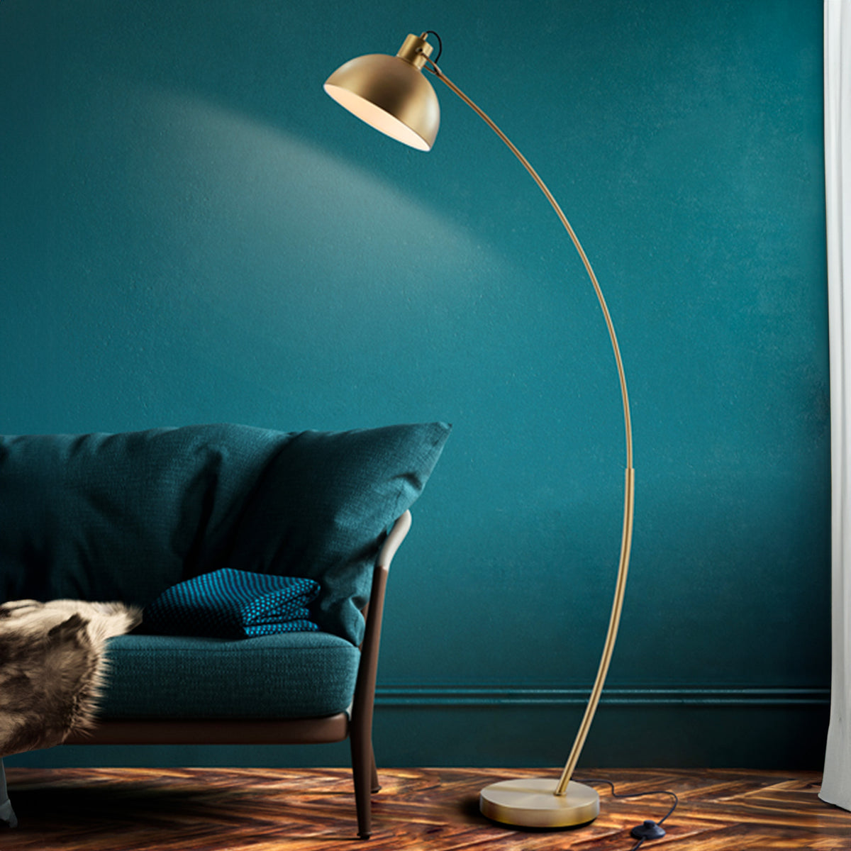 lampadaire jersey arc en metal couleur laiton 