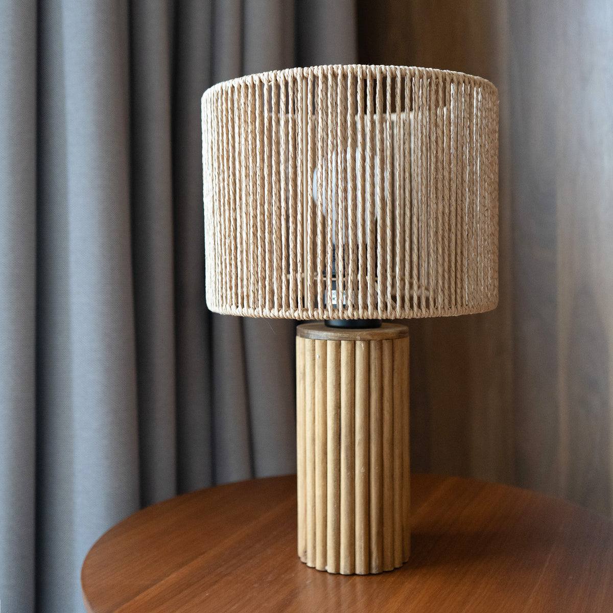 lampe a poser mira bois papier corde focus