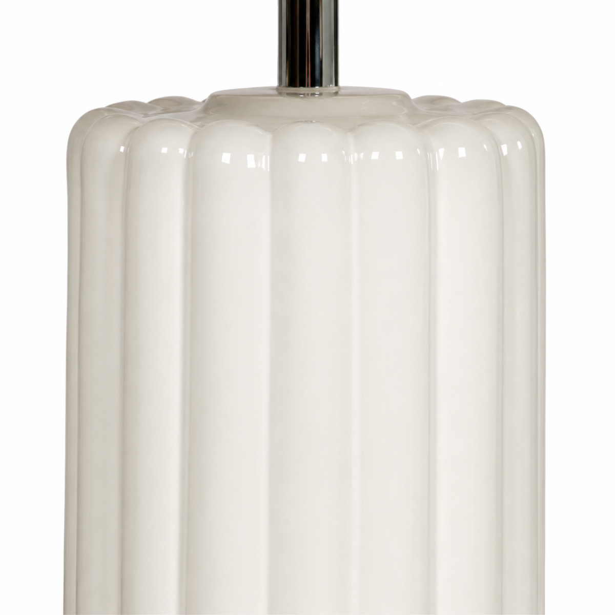 Lampe à poser Palladio céramique blanche détail pied cannelé – Maison Pavane