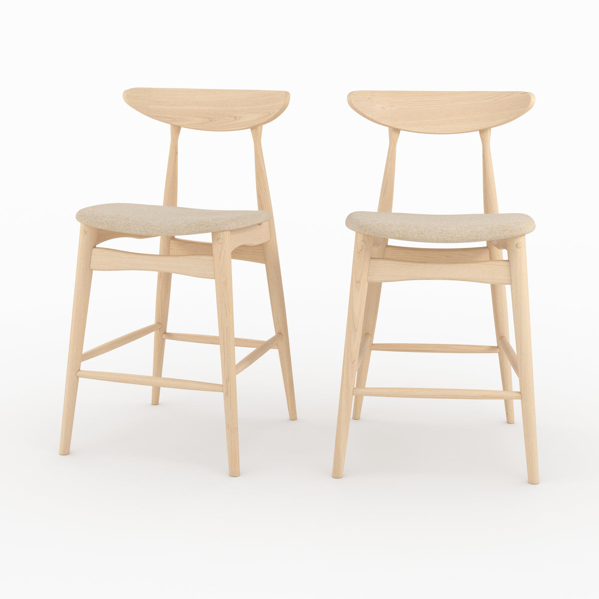 Lot 2 chaises îlot central Josette tissu beige hévéa clair trois quarts – Maison Pavane