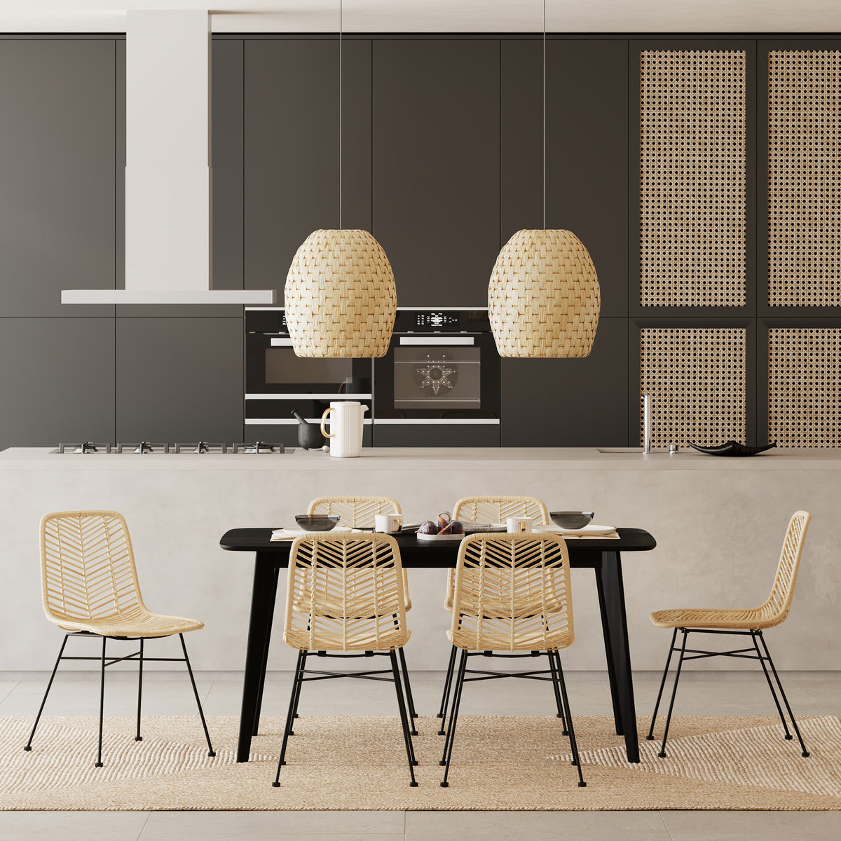 lot de 2 chaises en rotin naturel et peids noirs tamara