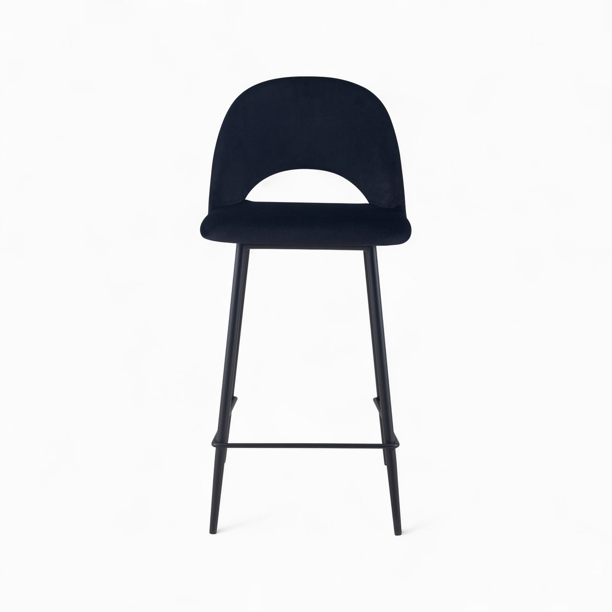 lot peneloppe tabourets bar et chaises noires velours