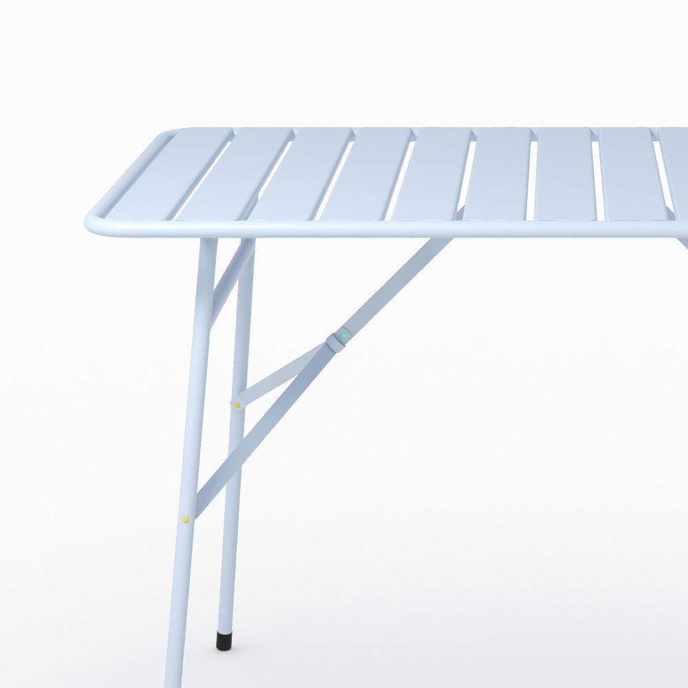 Table de jardin Yumi pliante en métal bleu pastel 4 personnes
