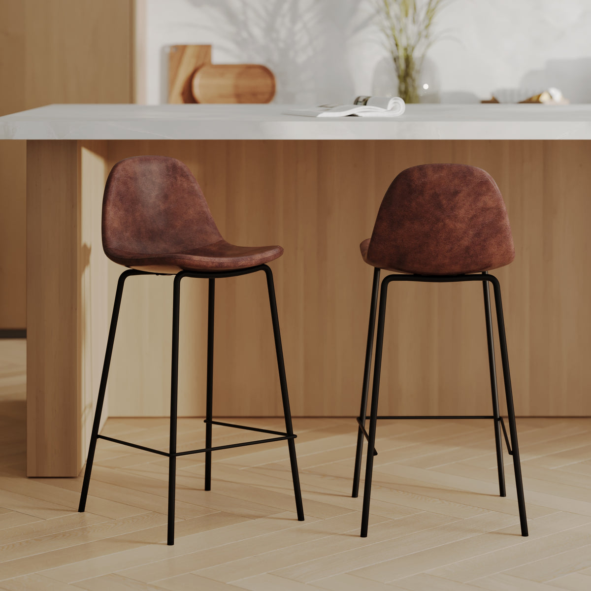 tabouret de bar cuir sunthetique marron pieds noirs henrik 65 cm