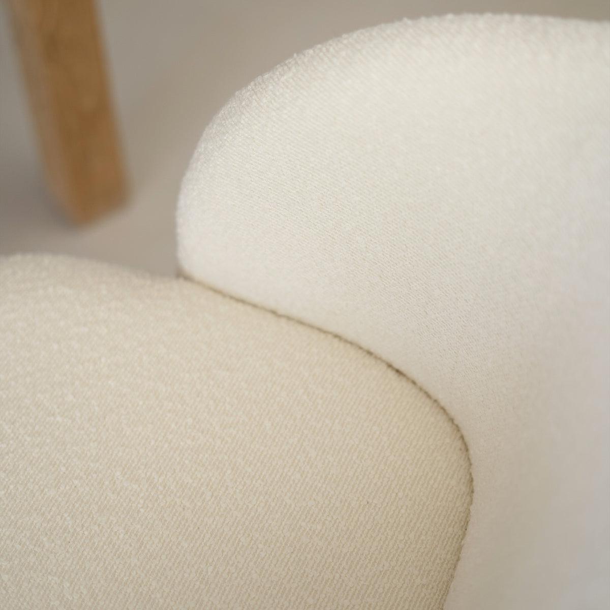tissu boucle creme lot 2 chaises swan