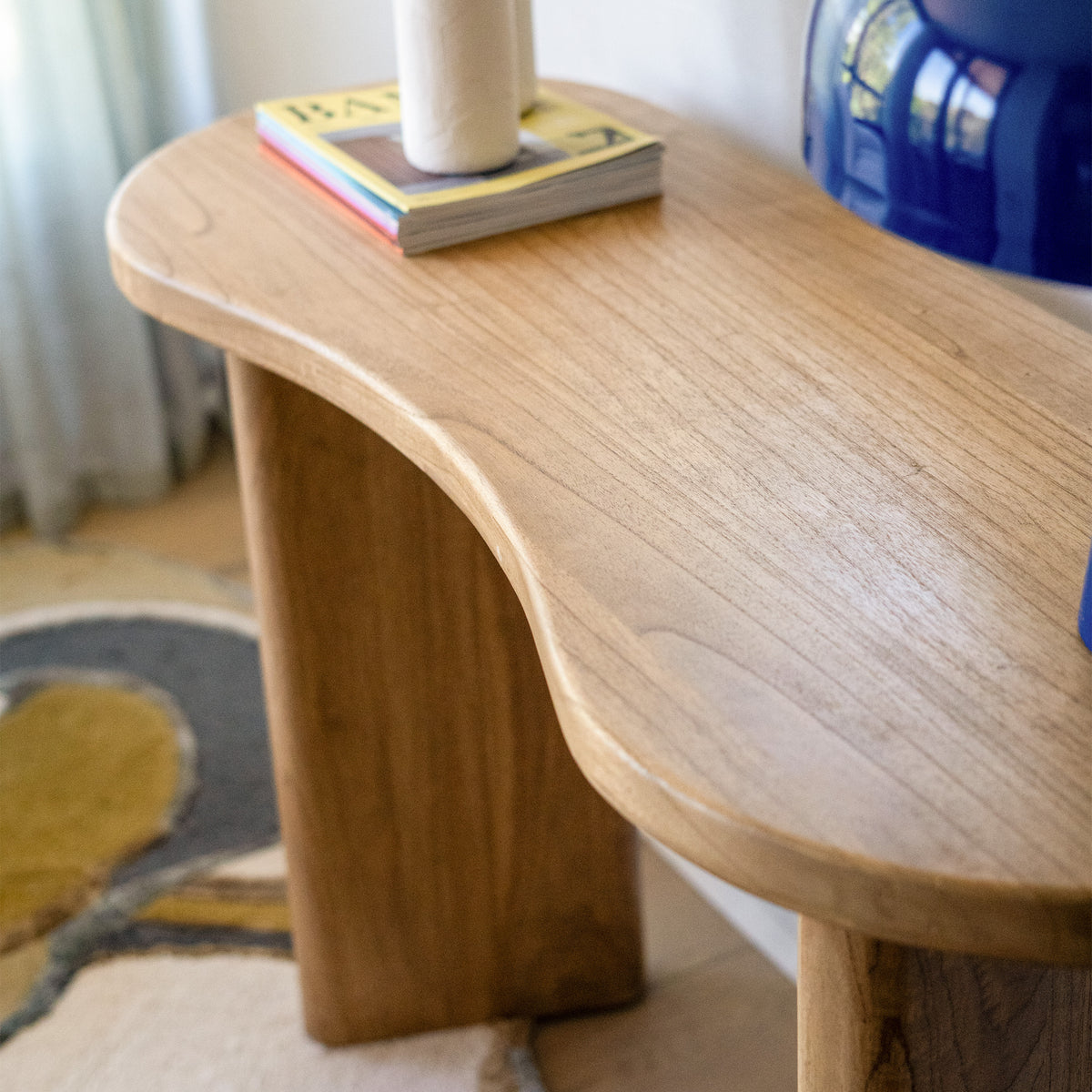 Vue du dessus console en bois de mindi – Maison Pavane