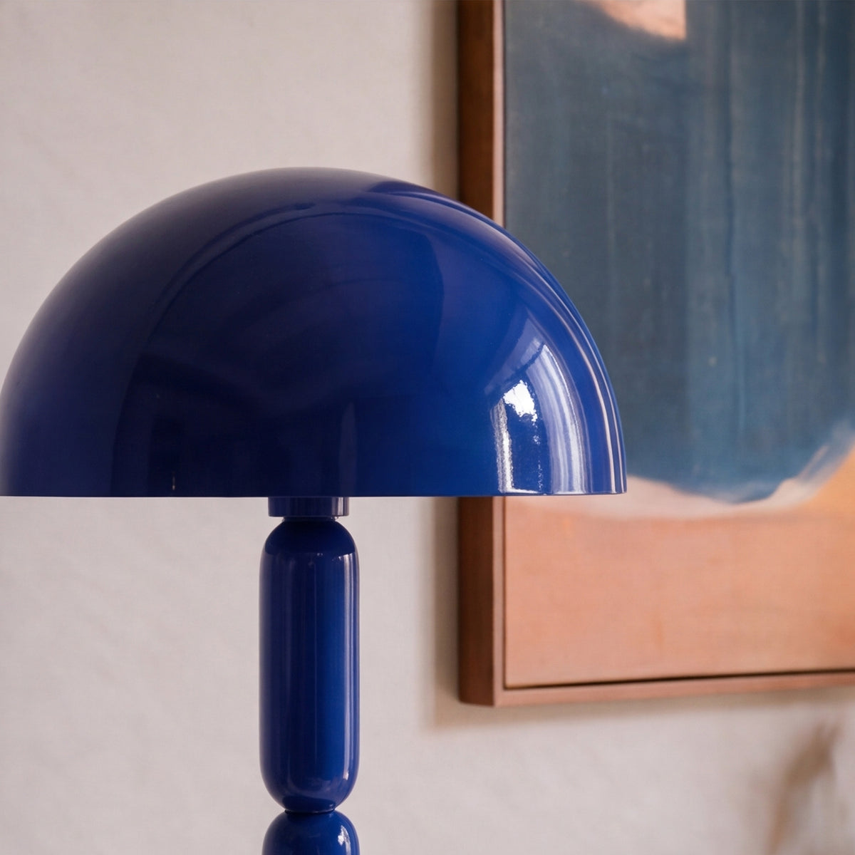 Zoom abat-jour bleu roi – Maison Pavane